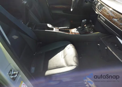 2008 BMW 328Xi из США, поврежденный, VIN WBAVC93548K042645